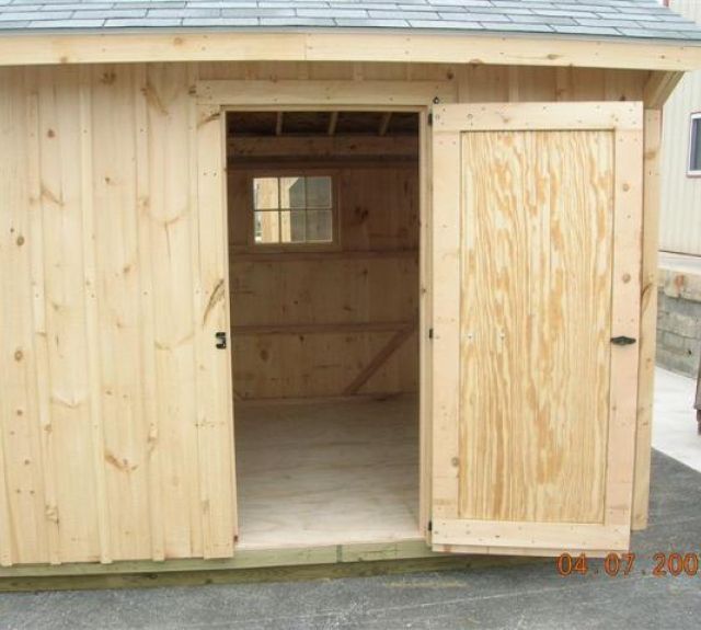 tack_exterior_rowbarn
