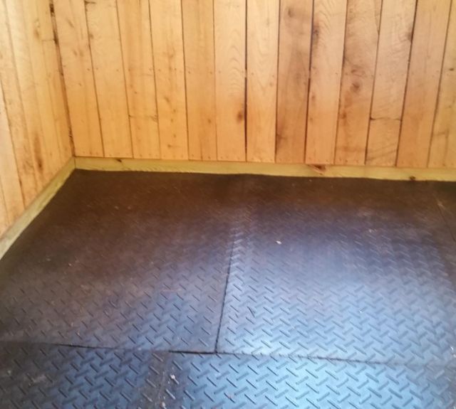 kickboards_stallmats