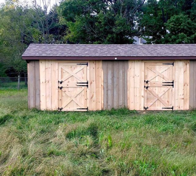 runin_to_rowbarn_2stall