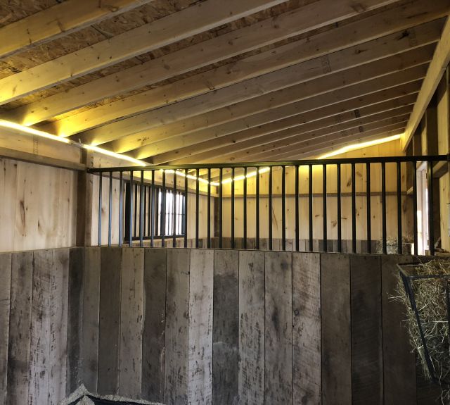 stallsrowbarn_leantobarn