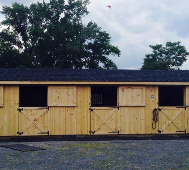 rowbarn_10x50_5stalls