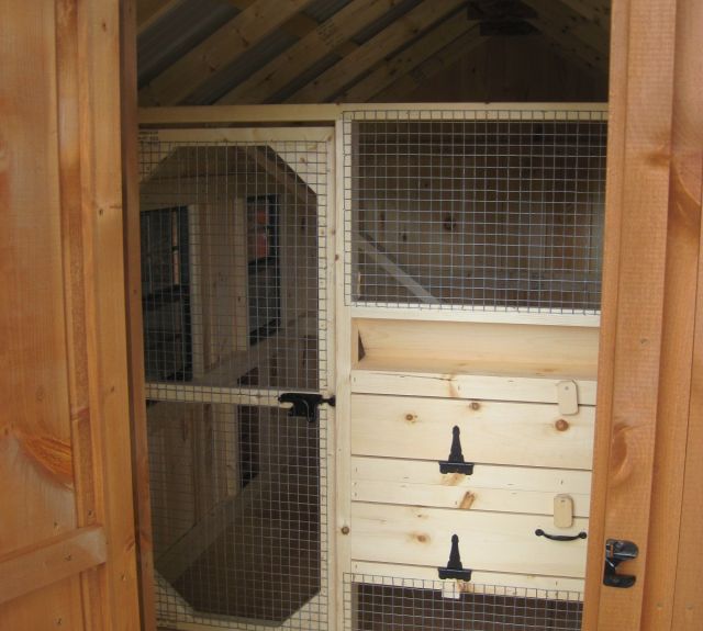 6x12coop_feedroom