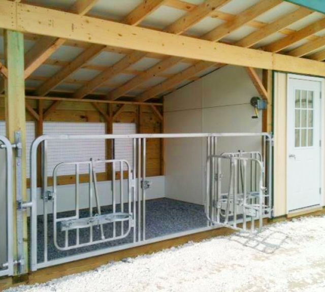 portablenursery_calfstall_feedroom