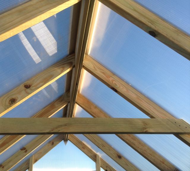 greenhouse_interiorroof_polycarbon